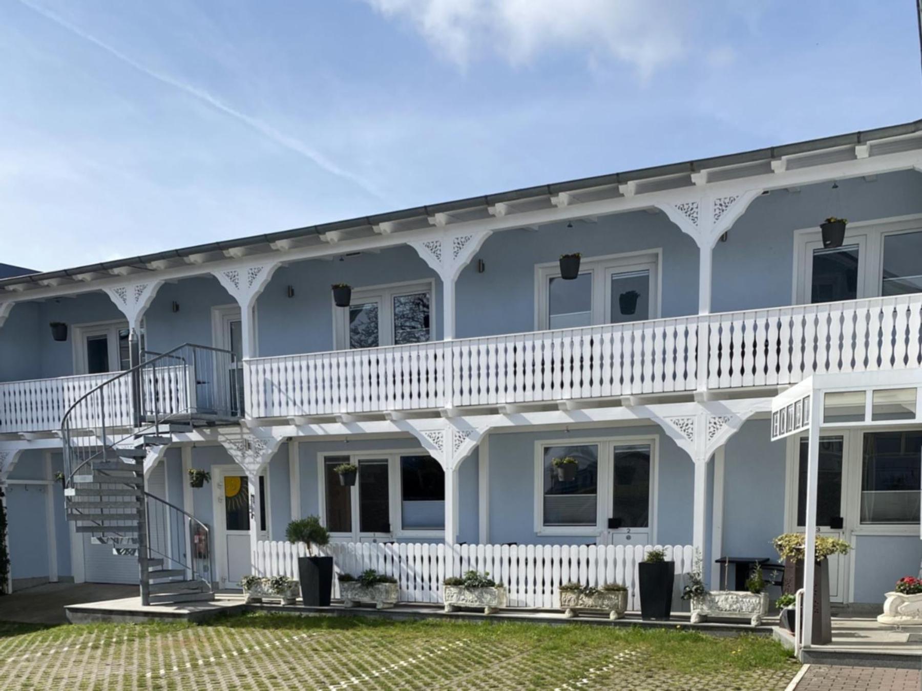 Hotel zum Hafen Sassnitz Exterior foto