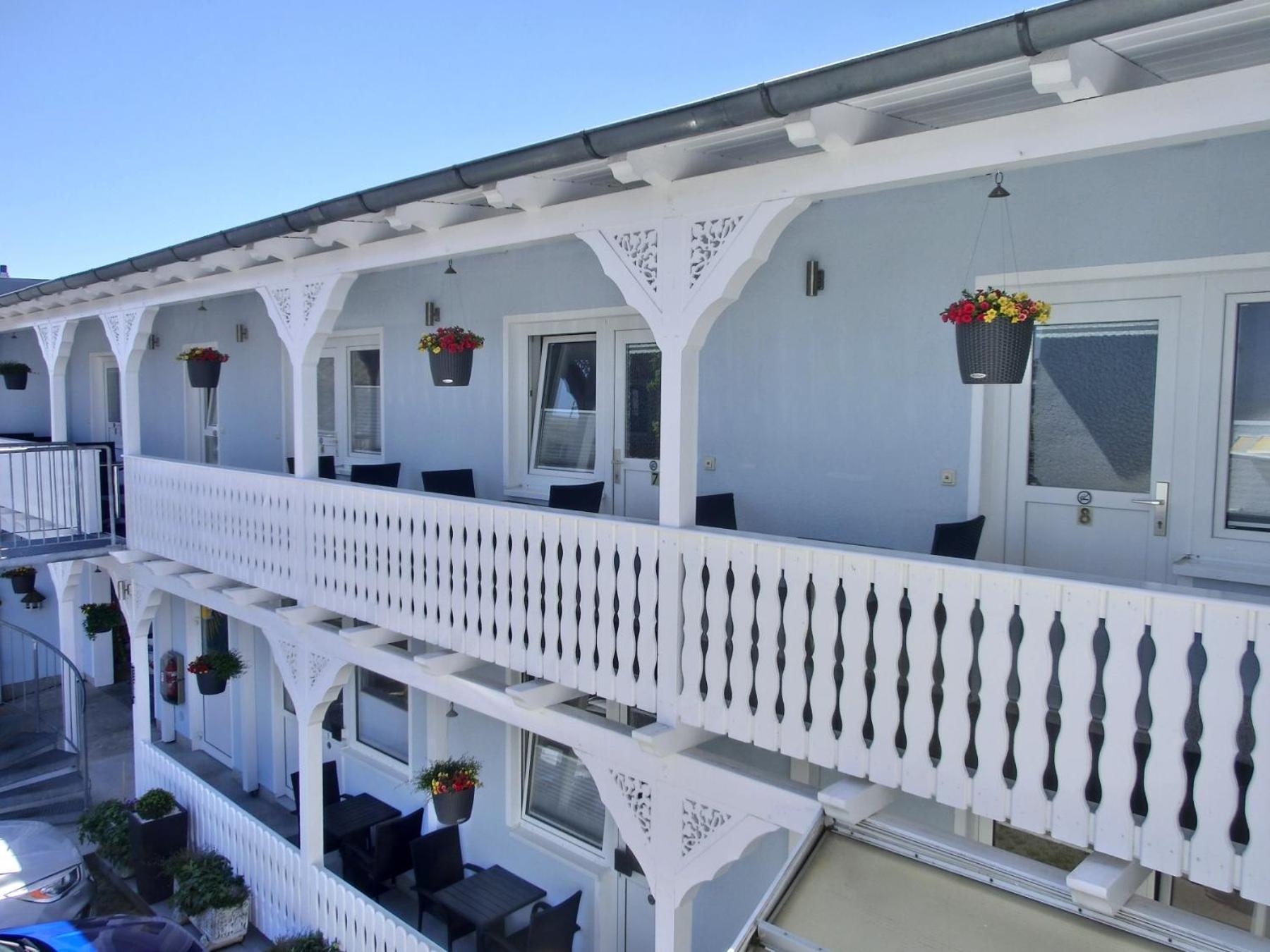 Hotel zum Hafen Sassnitz Exterior foto