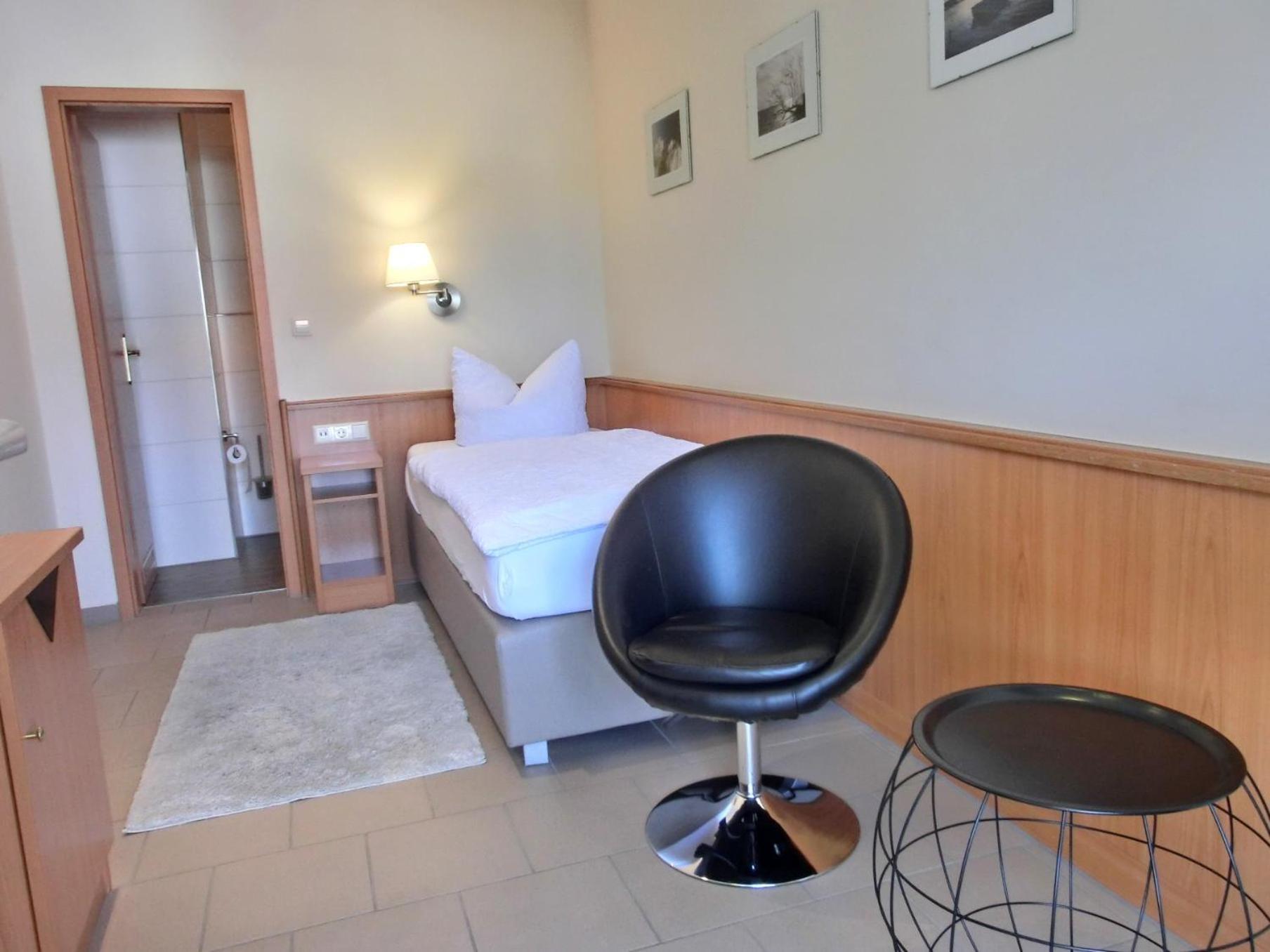 Hotel zum Hafen Sassnitz Zimmer foto